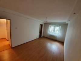 cantacuzino-paltinis-3camere-dec-etaj1-2balcoane-la-59000-euro-2